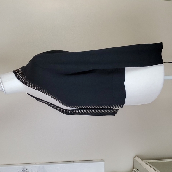 🎉HP🎉Calvin Klein ♥️NWT♥️ Black Jeweled Sweater!♥️♥️♥️ - Picture 6 of 16